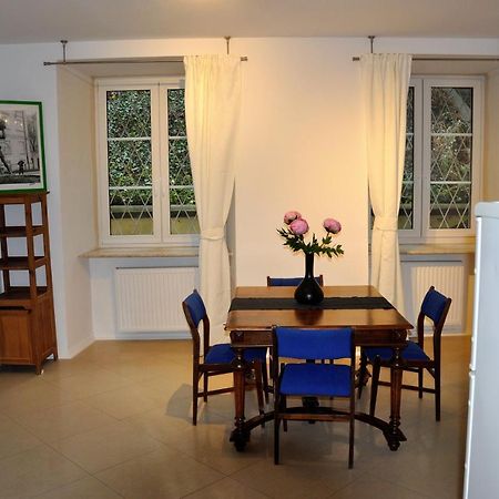 Prudentia Apartments Brzozowa ワルシャワ エクステリア 写真