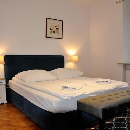 Prudentia Apartments Brzozowa ワルシャワ エクステリア 写真