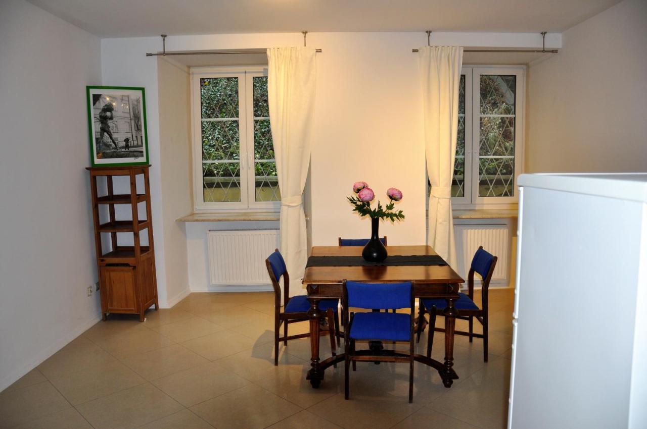 Prudentia Apartments Brzozowa ワルシャワ エクステリア 写真