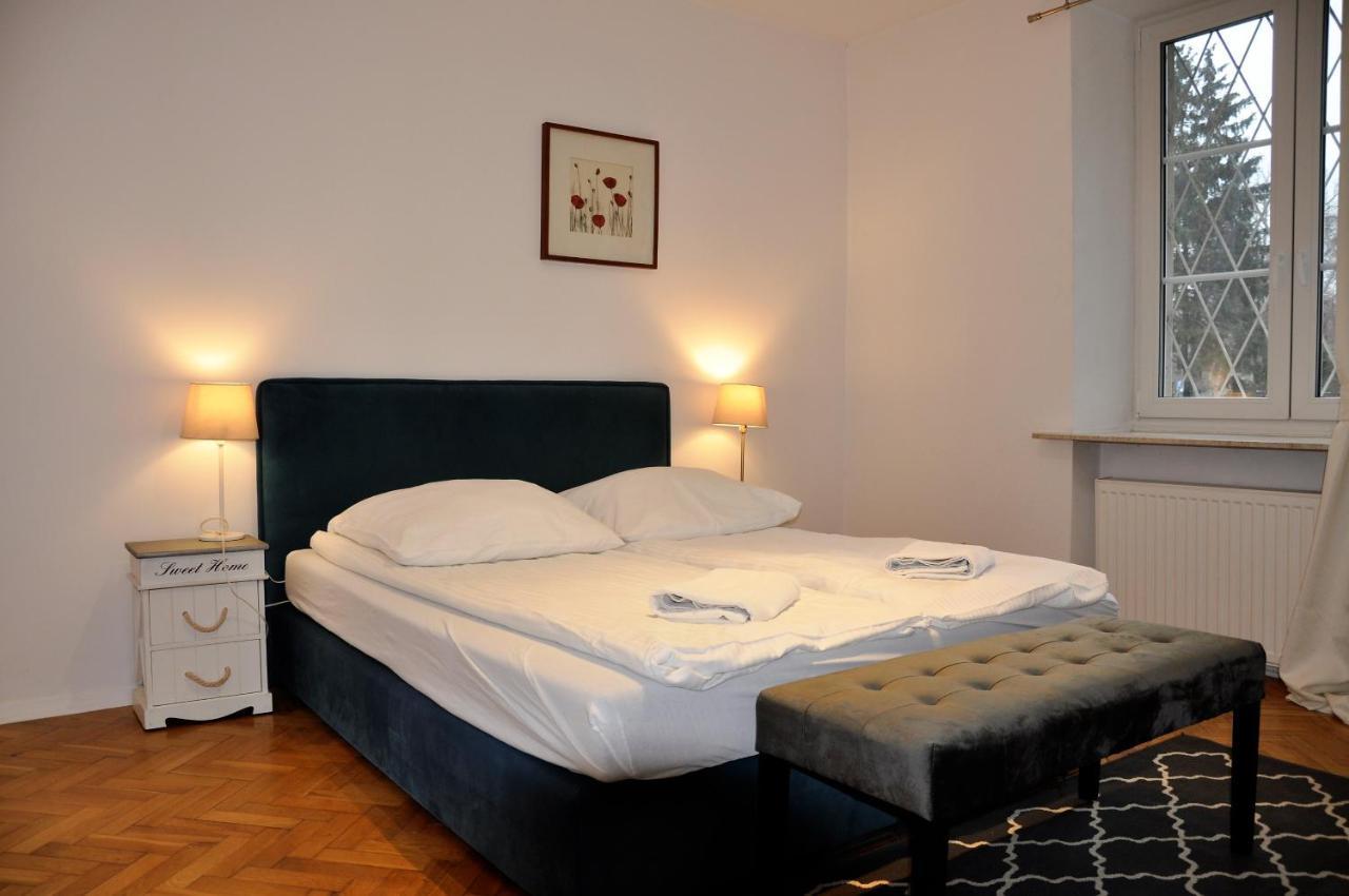 Prudentia Apartments Brzozowa ワルシャワ エクステリア 写真